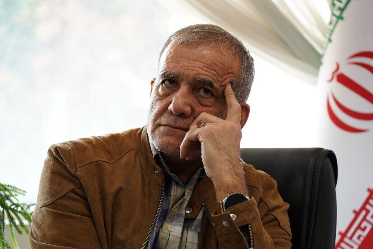 دیدار مهم رئیس بانک مرکزی با مسعود پزشکیان + عکس