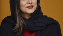 طبیعت گردی پرنیاز ایزدیار/ سلفی خندان پریناز ایزدیار در طبیعت