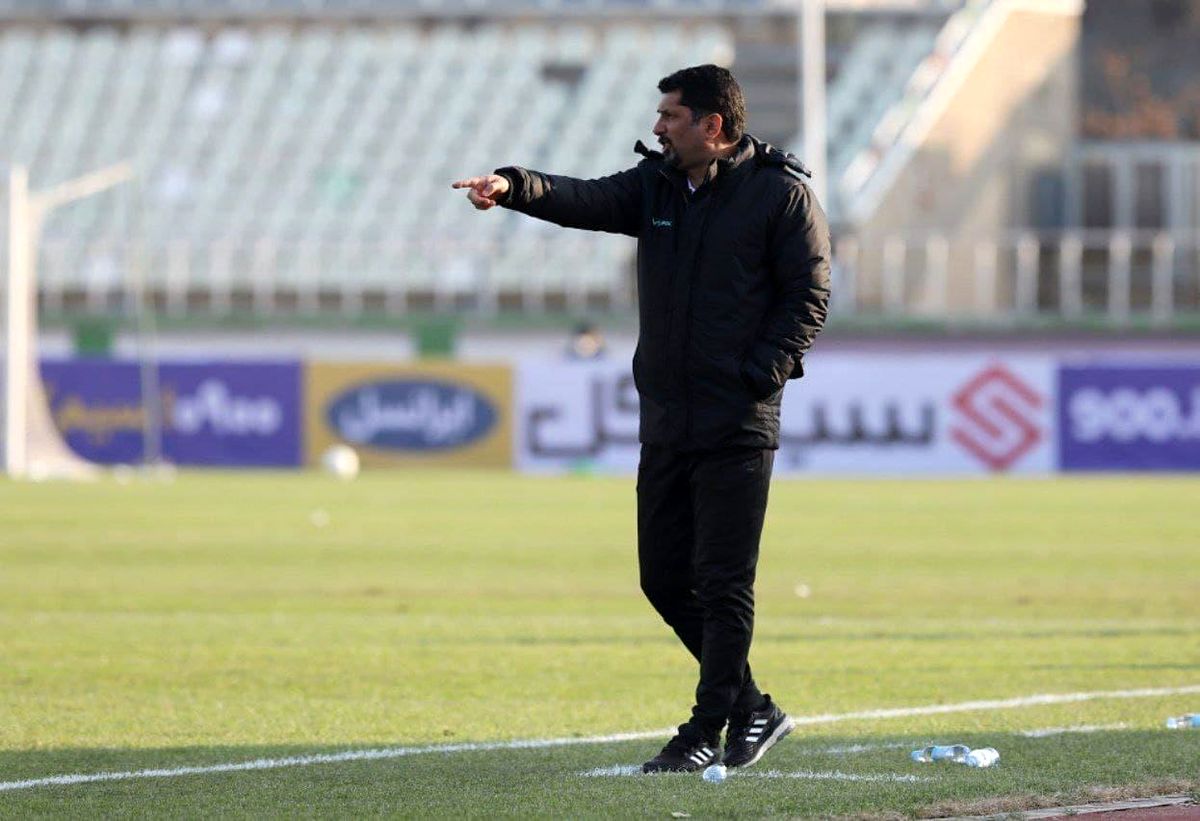 حسینی و اعتماد به بازیکنان کمتر دیده شده(عکس)