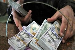 بازار دلار بهم ریخت | بازار دلار در انتظار اخبار جدید برجامی 