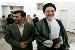 ۲ غایب مهم در مراسم تنفیذ پزشکیان در بیت رهبری +عکس
