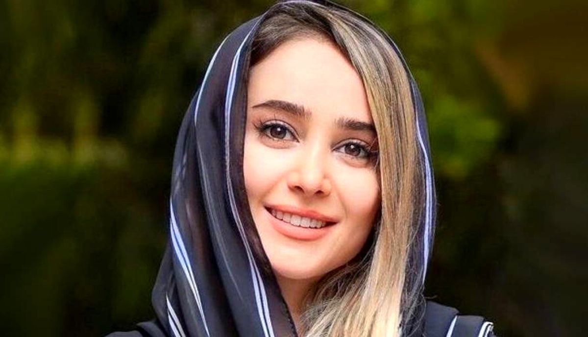 استایل شیک و سنتی الناز حبیبی جلب‌توجه کرد | جلیقه قرمز الناز حبیبی غوغا کرد+ عکس
