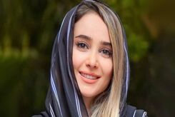 استایل شیک و سنتی الناز حبیبی جلب‌توجه کرد | جلیقه قرمز الناز حبیبی غوغا کرد+ عکس