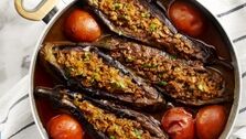 بادمجان شکم‌پر را با این روش خوشمزه درست کنید