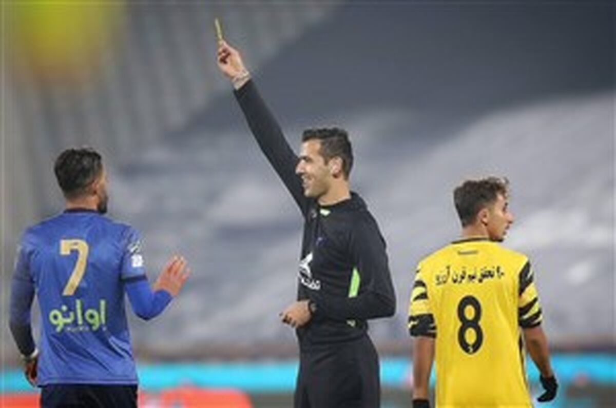 سیستم رادیویی جدید داوران ایران؛ هندزفری!(عکس)