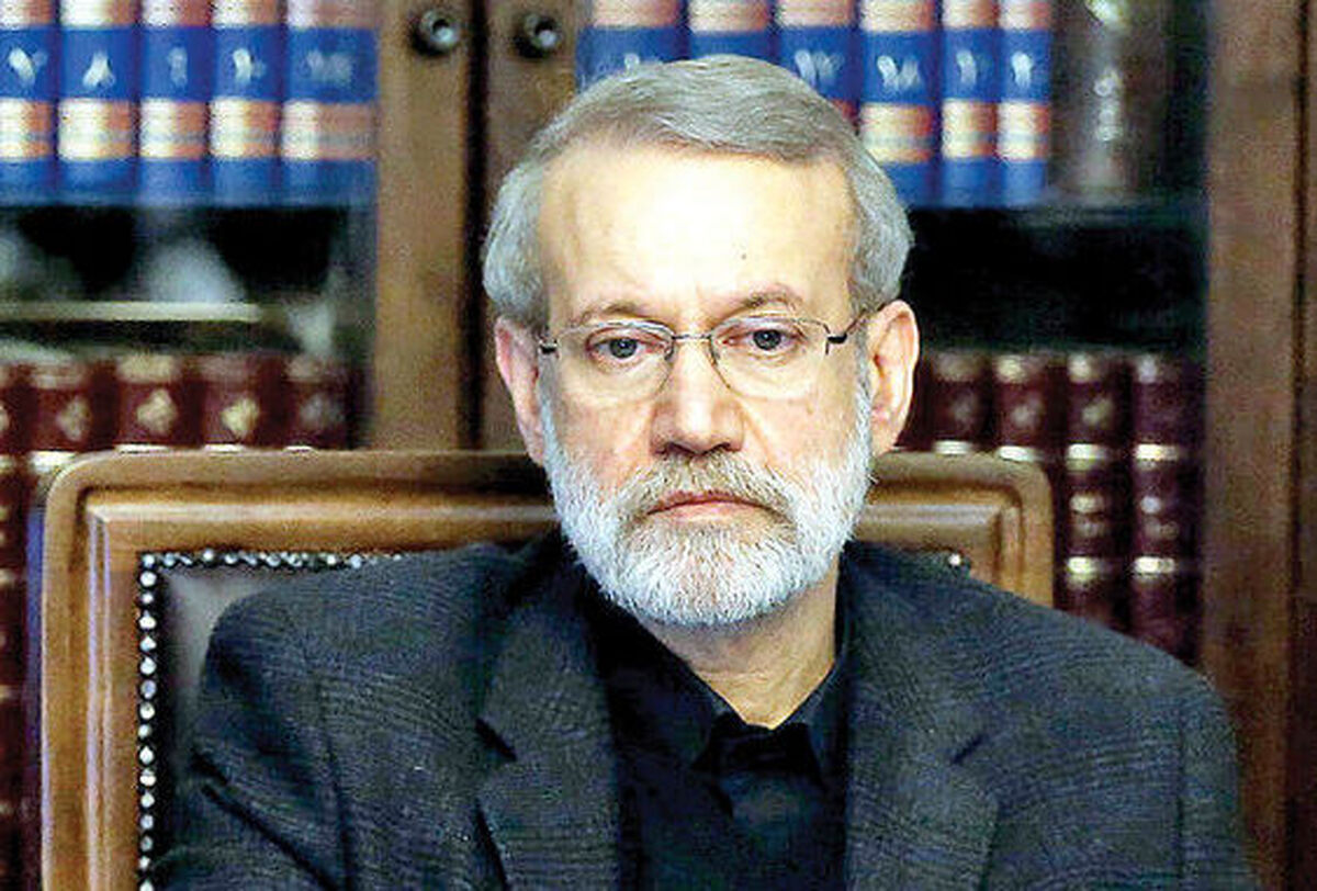  لاریجانی در دیدار میهمانان کنفرانس وحدت اسلامى‌ با رهبر انقلاب