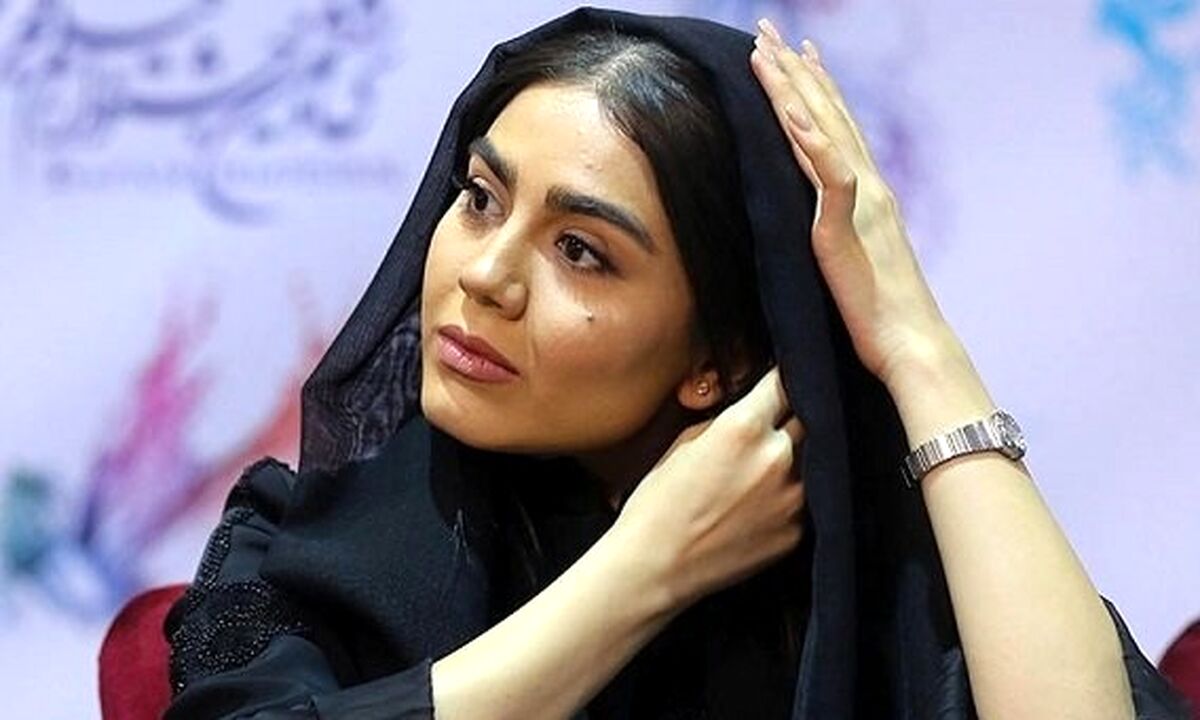 دلیل کم کاری وبیکاری آزاده زارعی 