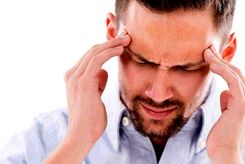 از کنار این سردردها ساده نگذرید | اگر این سردردها را دارید به پزشک مراجعه کنید