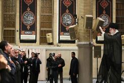 لحظه مزاح رهبر انقلاب با حضور پزشکیان در دیدار با نمایندگان مجلس + فیلم