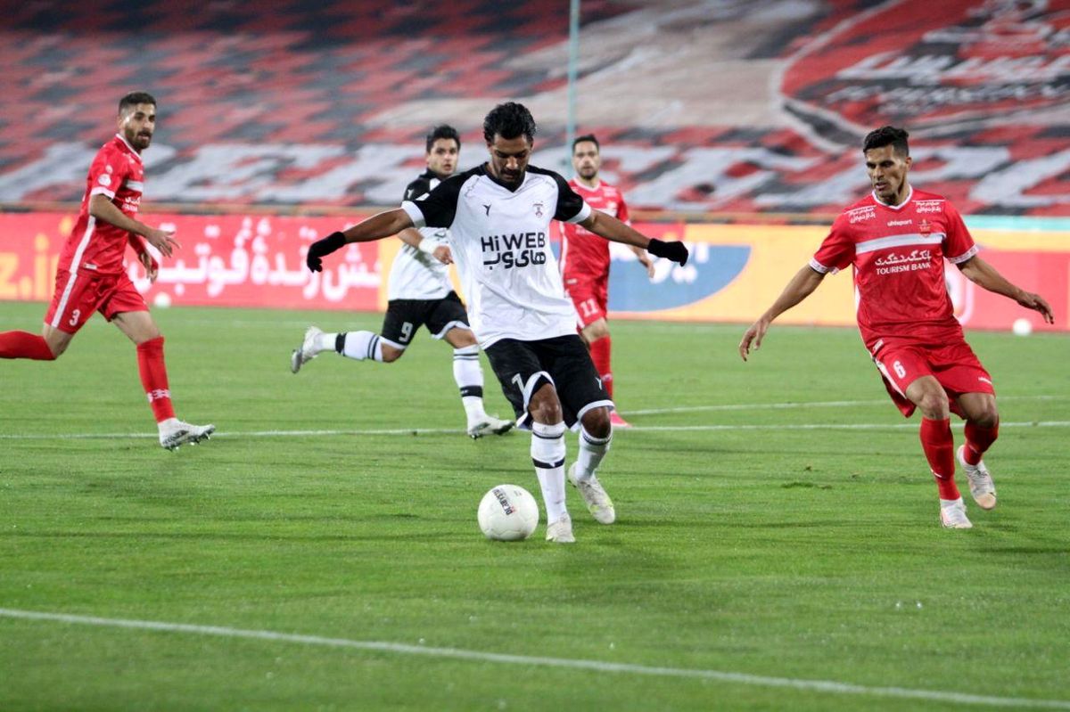 محمدی: از هواداران پرسپولیس معذرت می‌خواهم