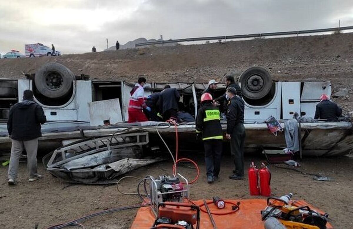 حادثه تلخ با واژگونی اتوبوس