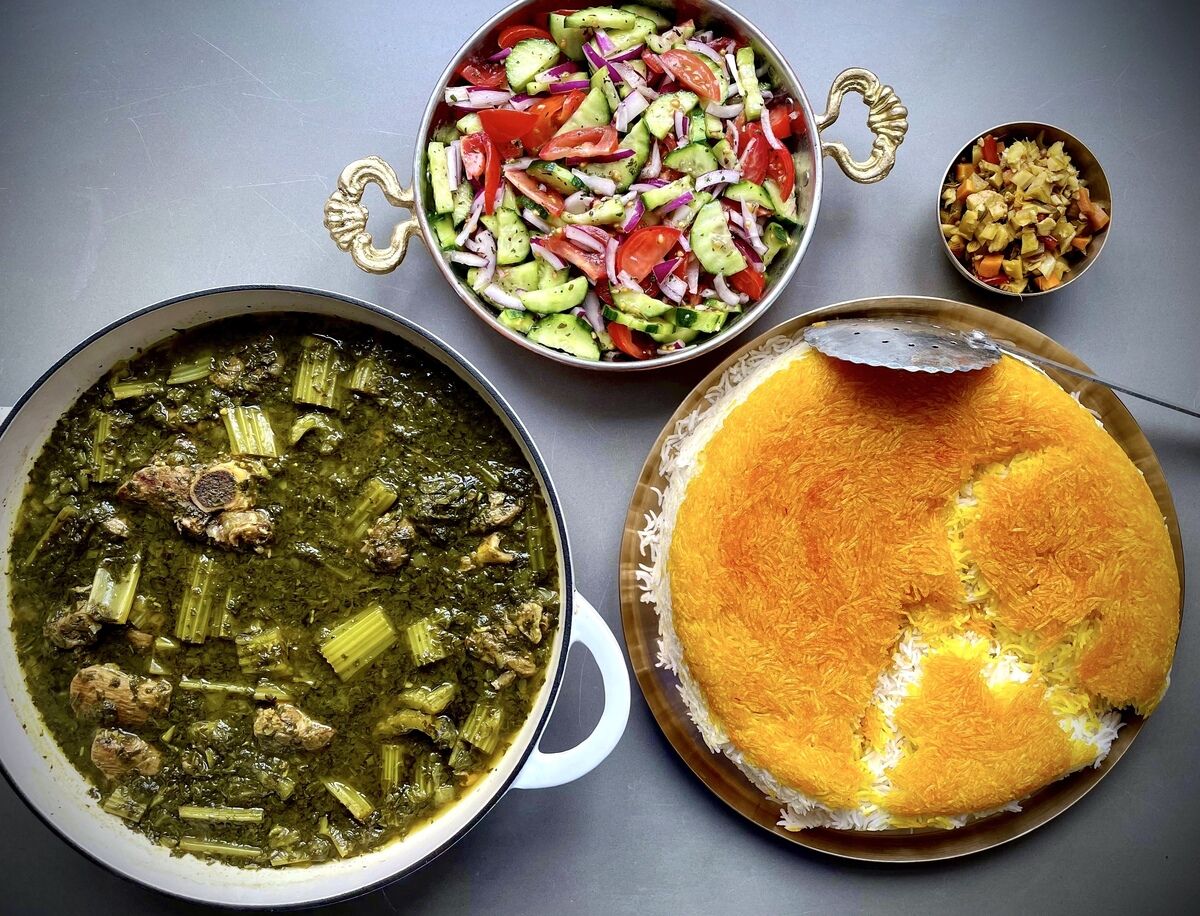 لطفا این خورشت سبز را با قورمه سبزی اشتباه نگیرید | مواد لازم