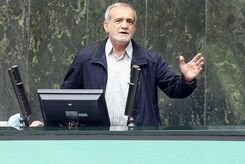 انتقاد پزشکیان از کمپین «ضد واکسن»