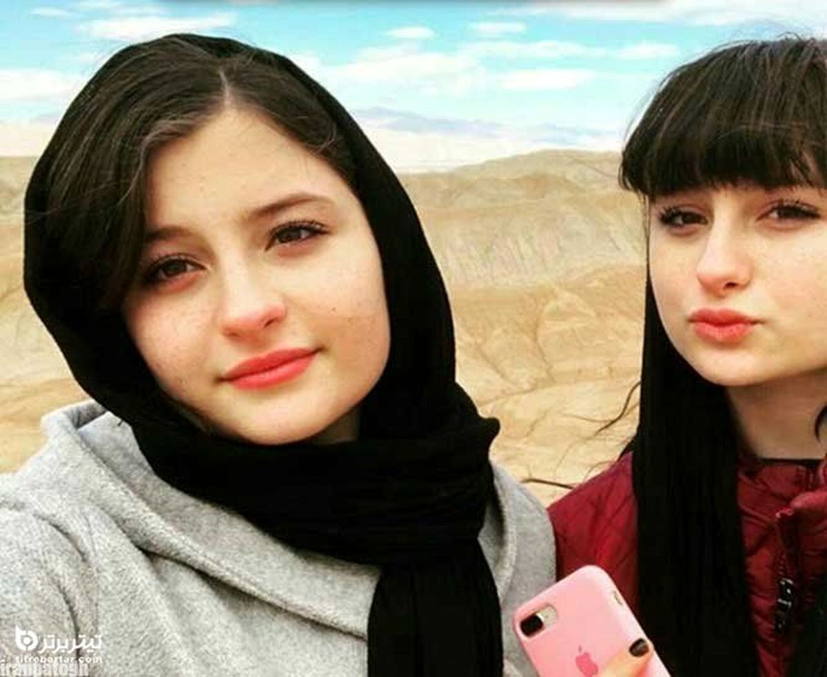 عکس جدید سارا و نیکا در خارج از کشور