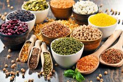 قیمت حبوبات به شدت گران شد / لوبیا چیتی رکورد زد 