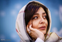 عکس جالب ساره بیات در دل کویر تک و تنها