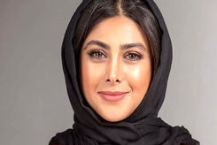 عکس غم انگیز آزاده صمدی در غروب آفتاب/نگاه معنادار آزاده صمدی به غروب آفتاب