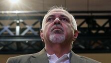 محمد جواد ظریف با دست شکسته + عکس
