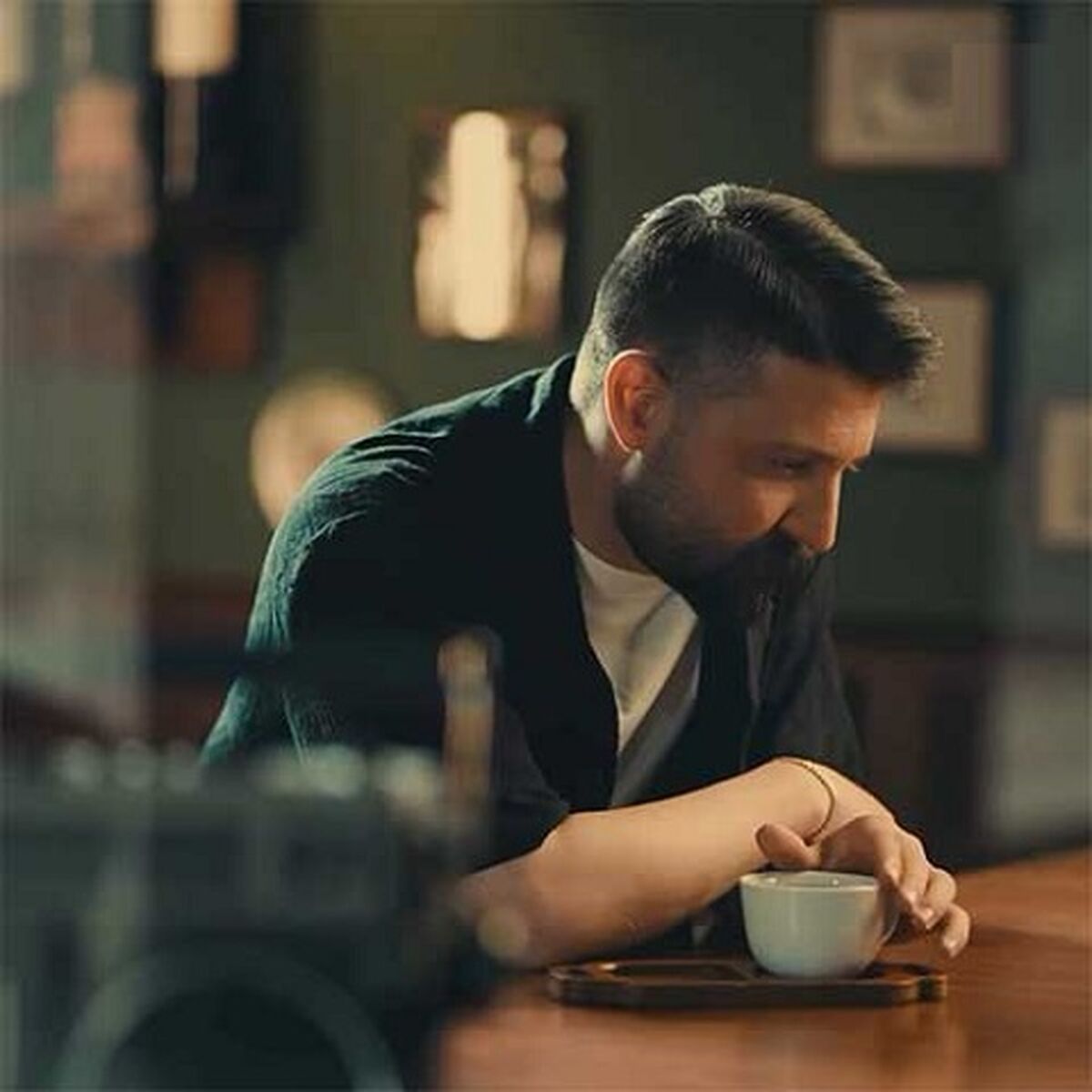دانلود آهنگ جدیدبرنمیگردم از حمید هیراد