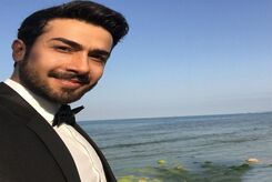 ماجرای ازدواج حسین مهری و همسرش +عکس پسرش
