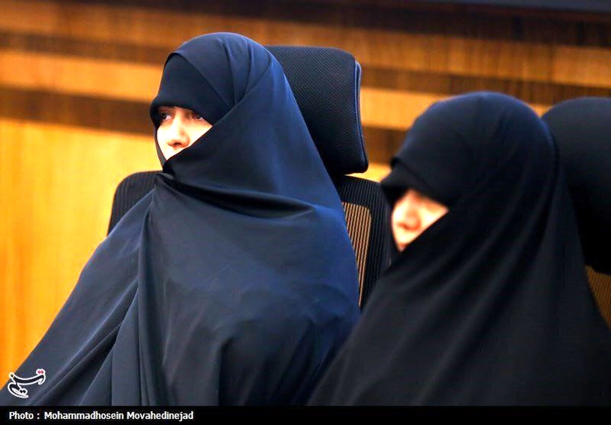 تصاویر جدید از دختران رئیسی در یک مراسم + عکس
