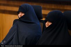 دختران رئیسی در یک نشست بین‌المللی + عکس