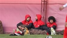 توریستهای ساکن اوین با کیت پرسپولیس (عکس
 