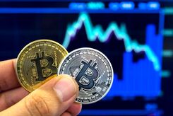 بیت کوین بازهم منفجر شد؛ عبور از مرز 61 هزار دلار