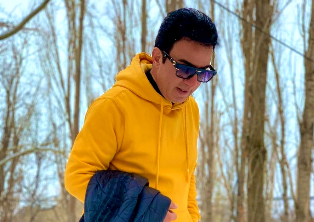 وقتی داریوش فرضیایی در برنامه «علی ضیا» هندی می‌خونه!