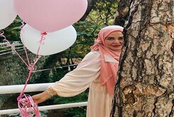 بهاره رهنما با سایه چشم آبی دل حاجی را برد | داستان سایه چشم خوش رنگ بهاره رهنما چیست؟