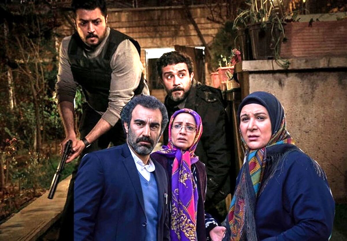 تیپ و چهره متفاوت فهیمه در پشت‌صحنه پایتخت ۷
