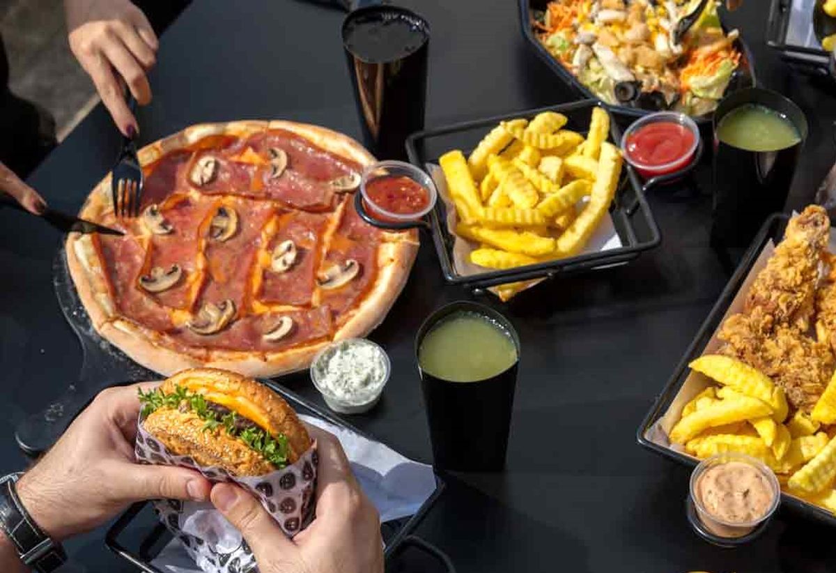  آدرس شعب رستوران‌های زنجیره‌ای باروژ 