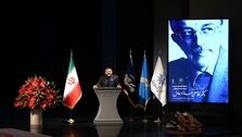 تصویر مجتبی و مسعود خامنه‌ای فرزندان رهبر انقلاب در تالار وحدت 
