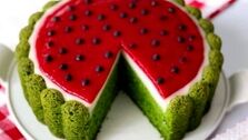 روش تهیه کیک هندوانه مخصوص شب یلدا