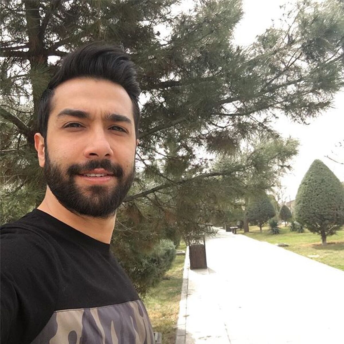 ماجرای ازدواج حسین مهری و همسرش