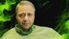 عکس خانوادگی مازیار لرستانی در روز تولدش